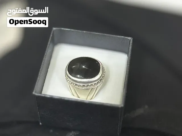 حجر عقيق يماني ( شفة العبد) الغير مجمر