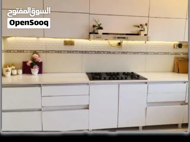 كاونتر 3 متر ونص وسنك متر ونص اف دي خشب كلش قويه وياهه طباخ الساحبه عاطه