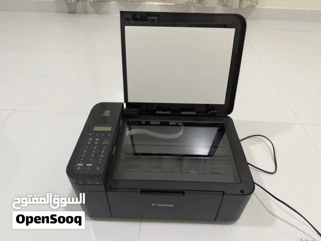 كانون    ذوو الحبر الجاف ملون وعادي  للبيع  مستعمله بشكل بسيط