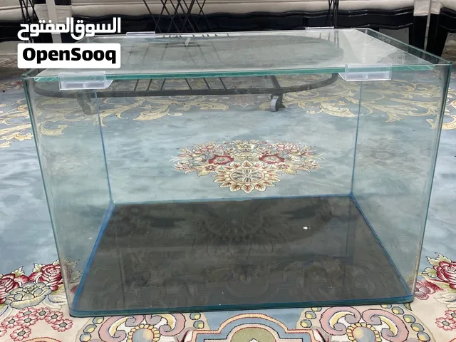 للبيع حوض سمك كبير مستعمل