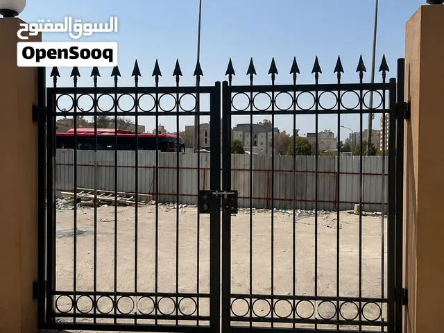 � حداد محترف – تنفيذ جميع أعمال الحدادة في مناطق الكويت جودة ممتازة وأسعار تنافسية