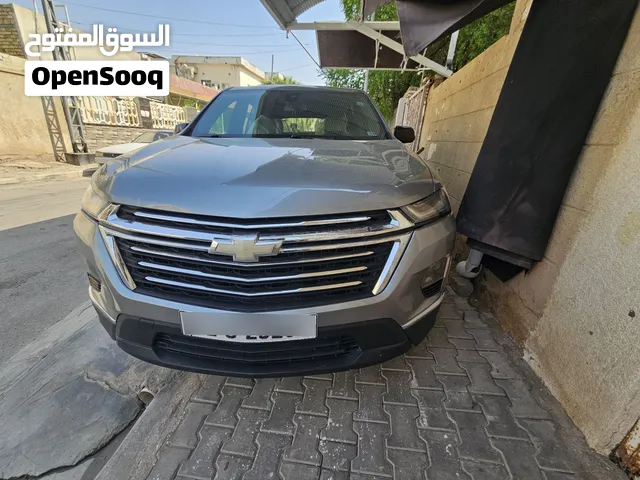 ترافيرس LS 23 حادث جنطة خفيف وبيها بارد بالجاملغ الامامي