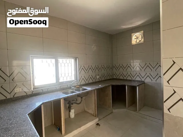 بيت للبيع.