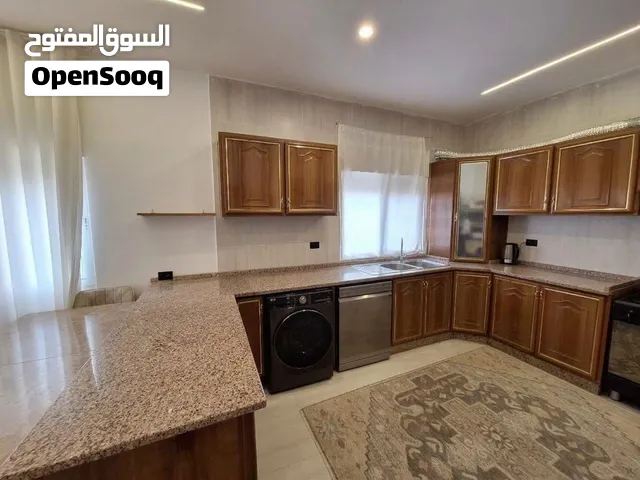 مطبخ المنيوم مع جرانيت