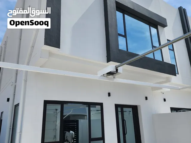 للبيع بيت في سرايا ون