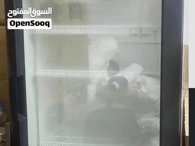 ثلاجة عرض للمطاعم او البقالات