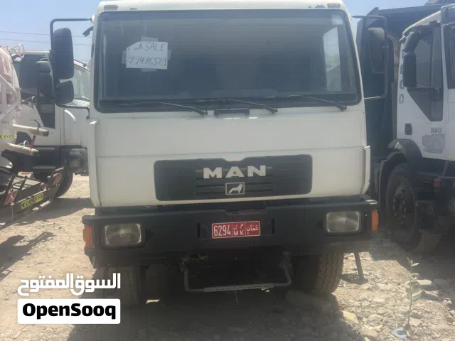 بيع سيارة من نوع مان 4x4 موديل 2001