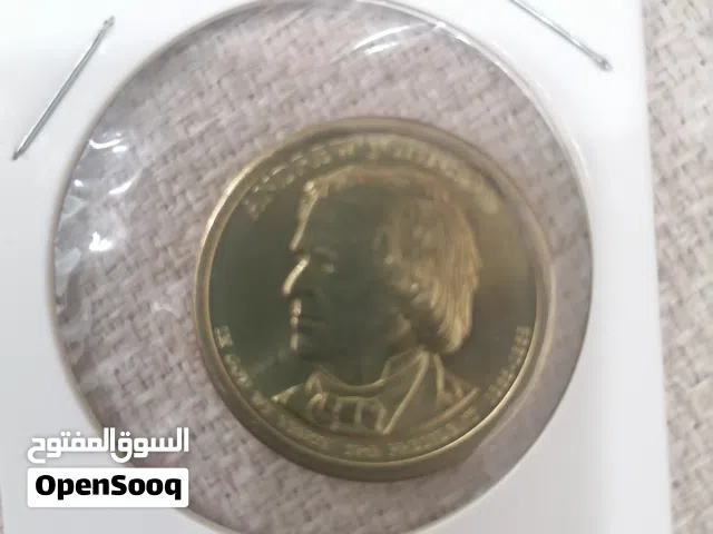 صندوق يحتوي على عملات اصليه لرؤساء امريكا
