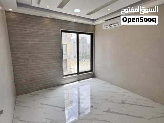 مكتب تجاري مميز في الدوار السابع 33 متر للبيع