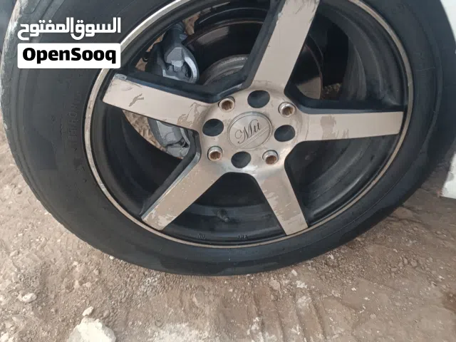 جنط مع الكوشوك كوشوك نظيف جدا للبيع او البدل