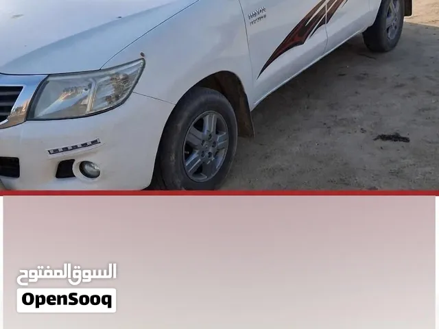 تيوتا هايلوكس 2014