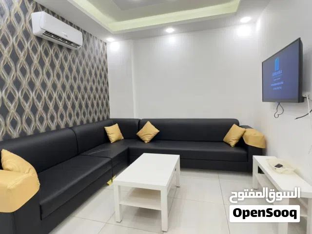 شقة مفروشة فاخرة جدا عمان شفا بدران بالقرب من الاكاديمية البحرية والخدمات من المالك مباشرة