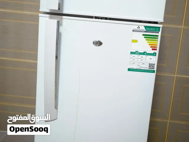 ثلاجه وبوتوجاز للبيع