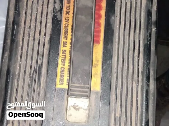 بطاريه كهرباگ شحن 2000w بشغل جميع المعدات الصناعيه بالقطعات والطرق الصحراويه ممتاز جدا