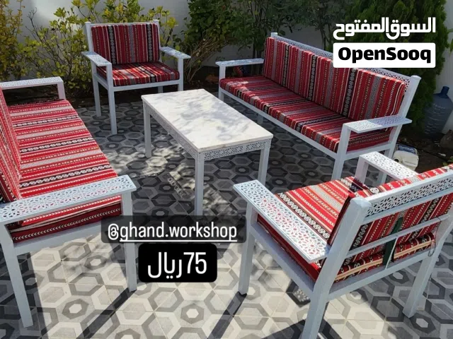 جميع الجلسات الخارجية متوفره على الطلب  شغل جديد غير مستخدم الطقم مع الفرش
