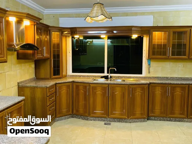 شقة العمر بسعر حرق في ارقى احياء اربد!