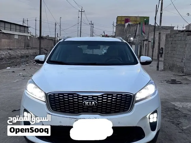 Used Kia Sorento in Basra