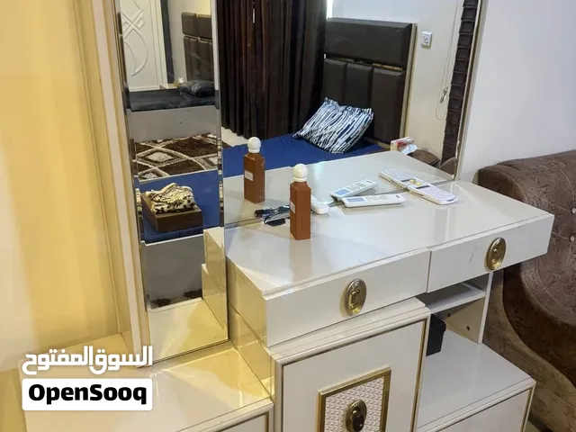 غرفة نوم فردية سريرين 7 قطع مع تخم وكرسي زاوية
