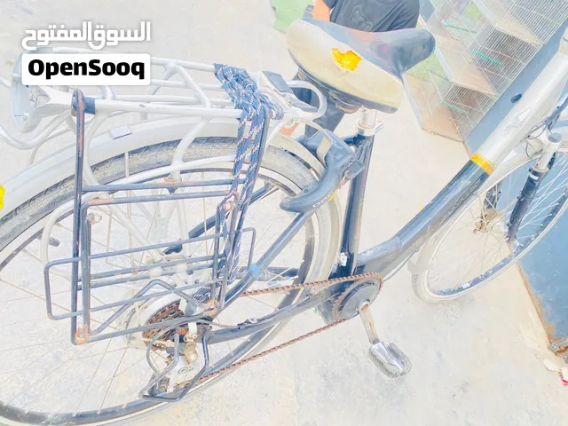 سلام عليكم دراجه كهربائيه حرق سعر كزيوني صنع :هولنديه مكان:طرابلس فئه : شحن