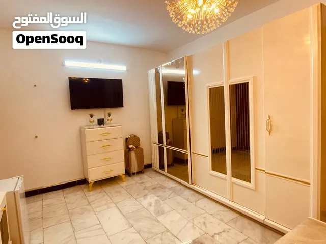 دار للبيع ...