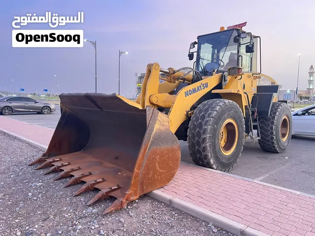 2015 Komatsu wa320 for rent كوماتسو 2015 للأجار
