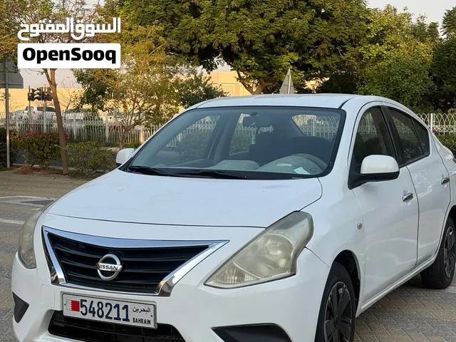 Nissan Sunny 2016 - Good condition 2nd owner Good number plate Leaving country