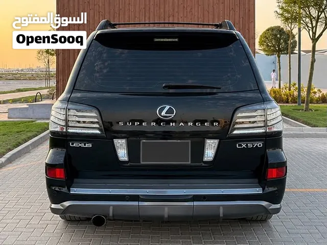 Lexus LX570