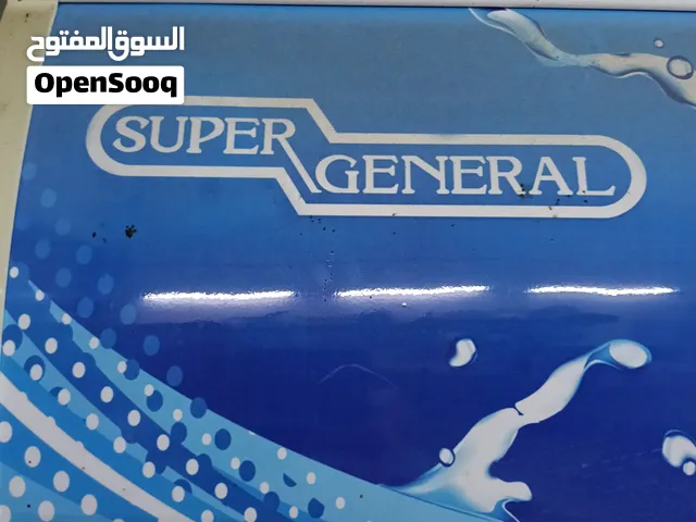 ثلاجة نظيفة وبحالة ممتازة