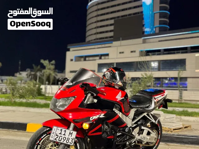 للبيع هوندا CBR929 كفاله مكينه و كير و شاصي السعر 39 ورقه و بيها مجال
