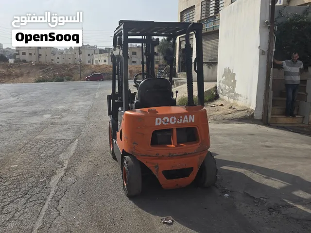 رافعة دوسان 2010 ديزل