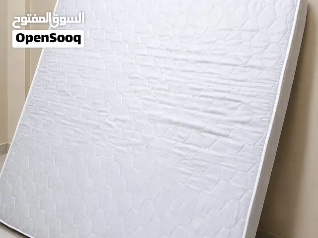 فرشة بيضاء
