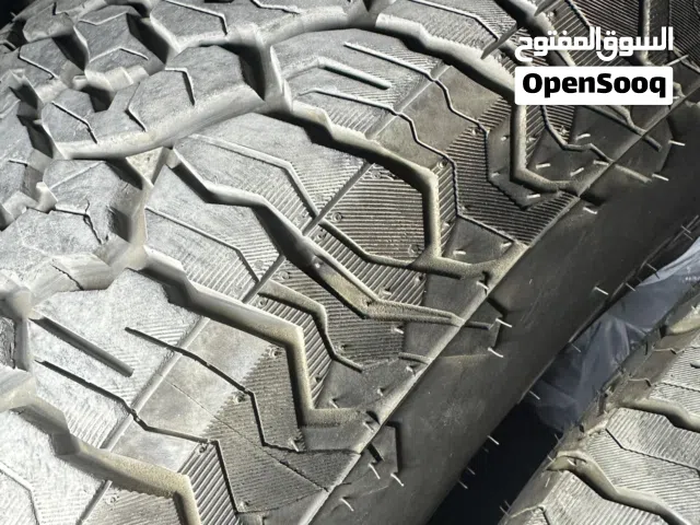 تواير شبه جديده    Lenso Roadterrain 315/70R17