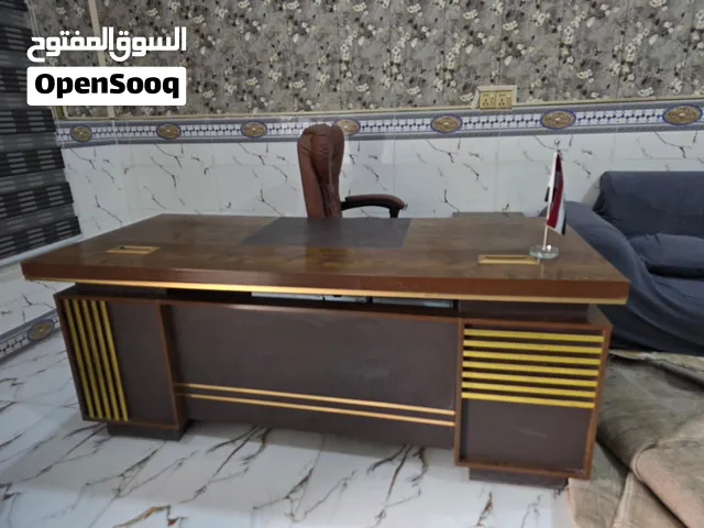 ميز مكتب قياس 180 جديد غير مستخدم