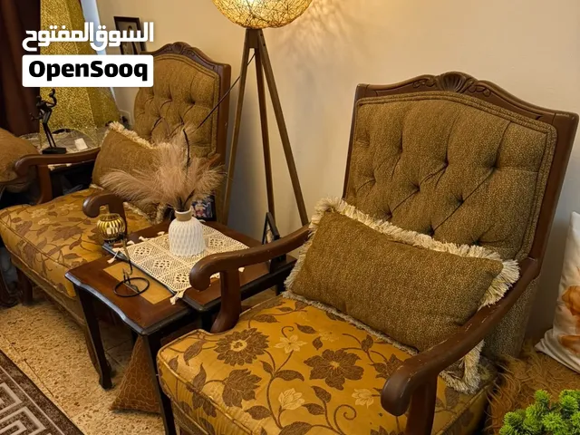 كنب للضيوف او للصالون