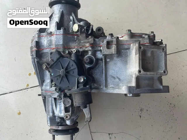 قطع غيار لاند كروزر v8 2000
