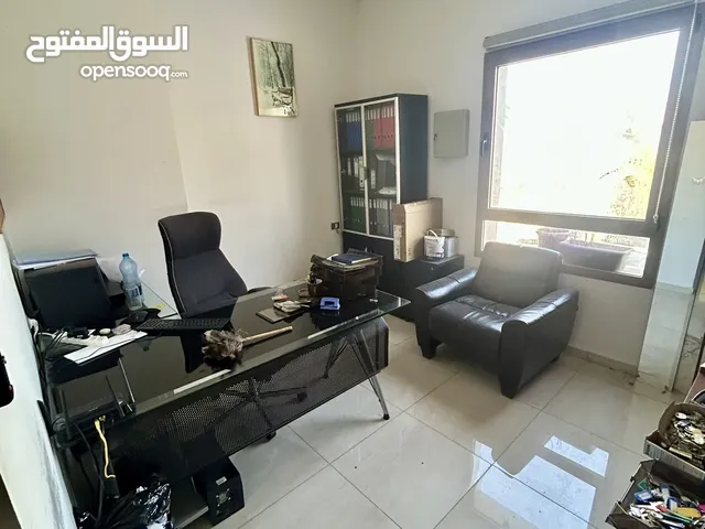 مكتب للاجار مشطب بلكامل وسط رام الله