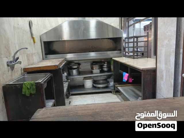 محل مشاوي مع كامل العدة لضمان موقعو نص سوق الخضار بالوحدات