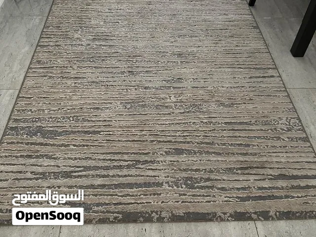 carpets for sale سجاد نظيف جدا للبيع