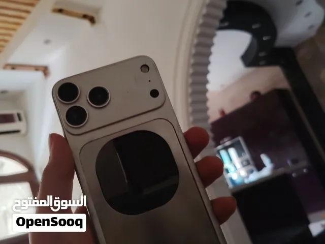 إكس ماكس مكياج 17برو ماكس للبيع800 أو تبديل تغطيه متخدمش يبي تصليح في شارع مدار يكلفك 40