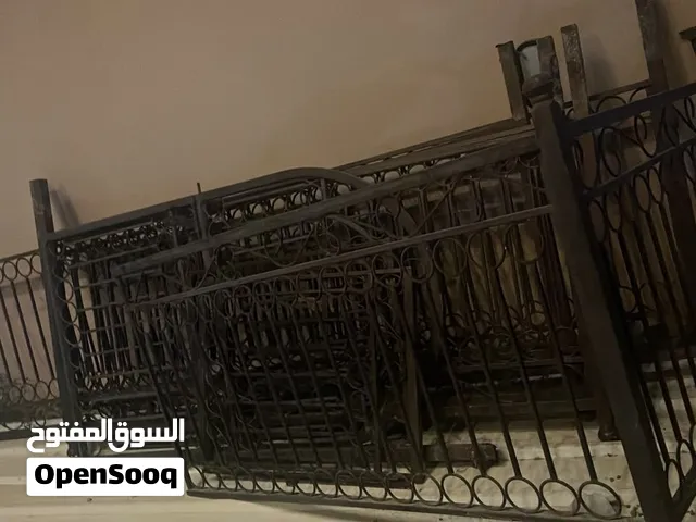 السلام عليكم ورحمه الله و بركاته عندي ديزاين حديد يصلح حال الزراعه و يصلح حال الدرج اذا تريد تسويه