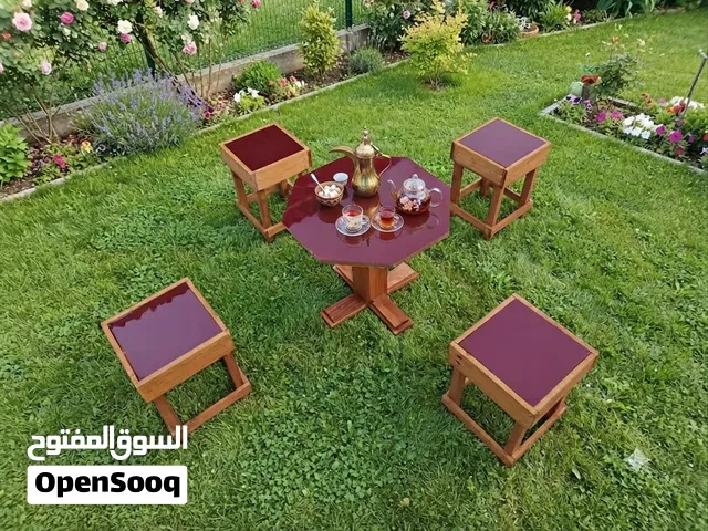 طاولة قعدة خارجية