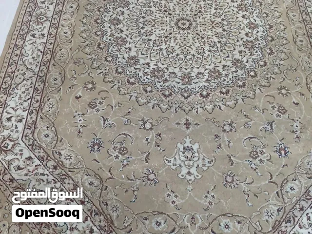 اقرأ الوصف 35 من الاخر سجادة اماراتية ثقيلة 2*3 واربع سجادات ممر كلهن ب 35دينار