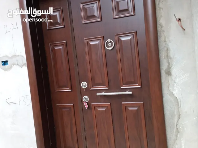 صيانة أبواب وتركيب وصيانة الاثاث وصيانة سرانتيات