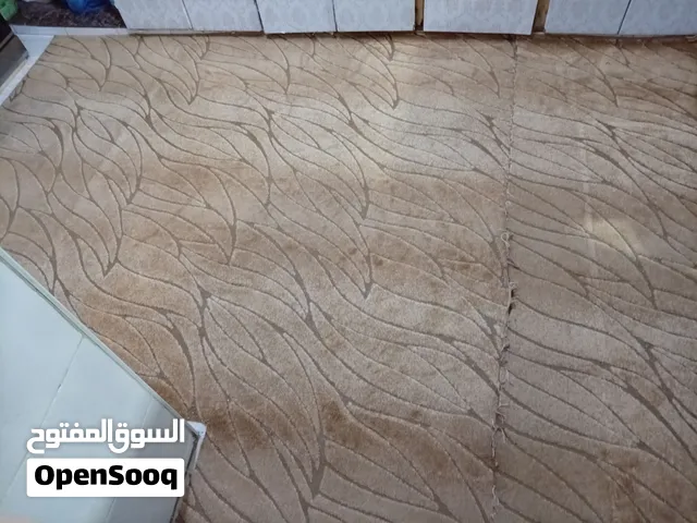 موكيتة لون بيج