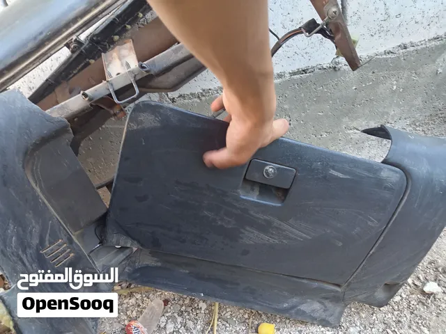 جميع قطع الأوبل كاديت و تابلو سيفيا قشره نظيفه.....