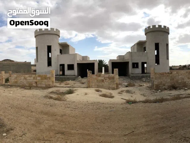 فلل للبيع في اريحا بسعر مغري