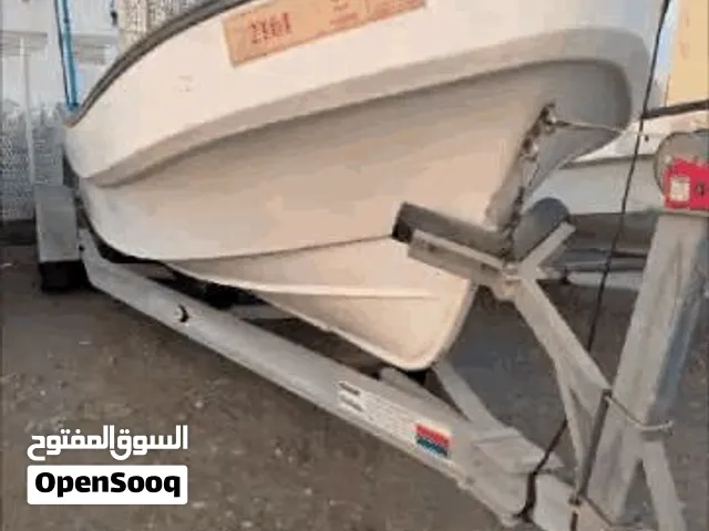 قارب 25 قدم مع مكينة 150 ميركوري2019