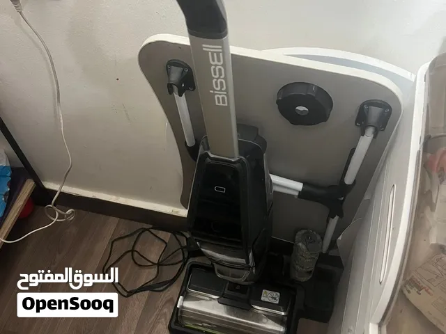 Bissell old vacuum cleaner for sell used for 1 year old quality for 95 kwd original price 150 KD