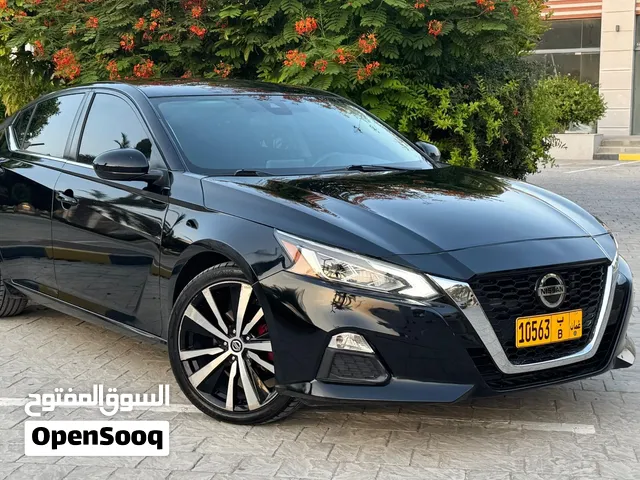 Used Nissan Altima in Al Batinah