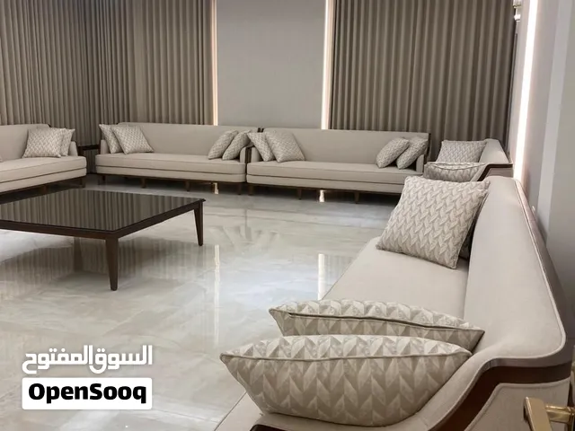 تنجيد وتفصيل كنب ومجالس عربية وستائر بالرياض ريم للأثاث